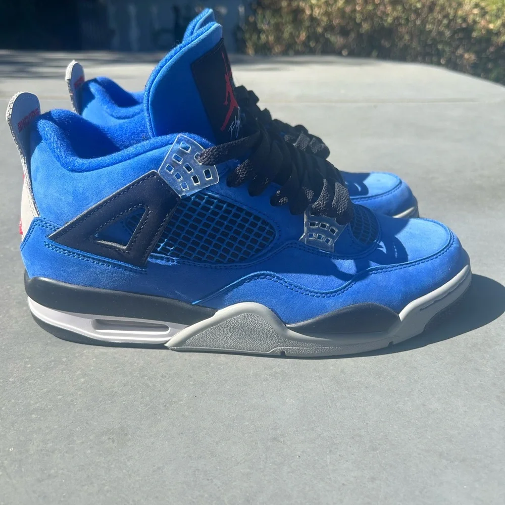 Encore Eminem Jordan 4